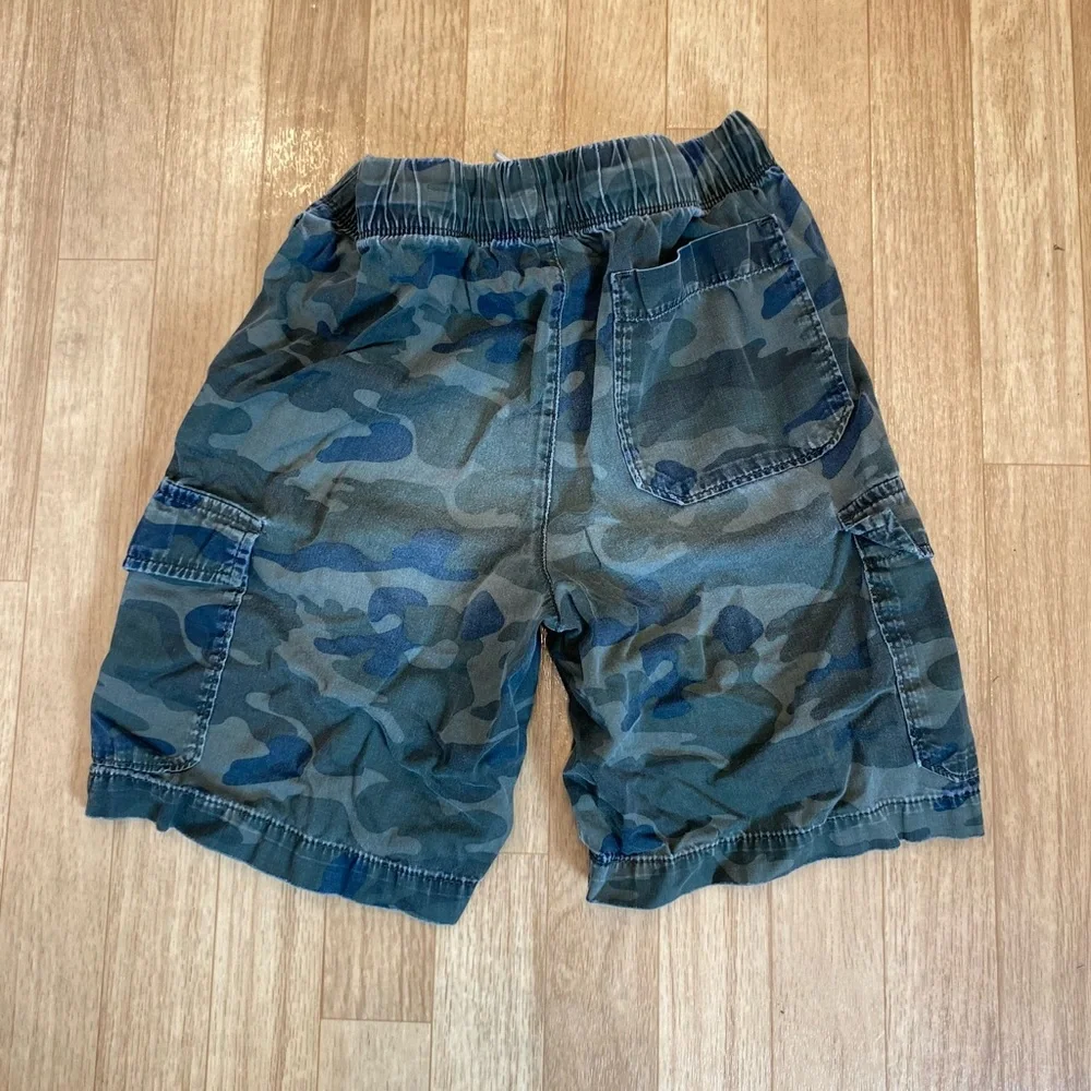 OLD NAVY Camouflage Boys Cargo Shorts Size L (10-12)